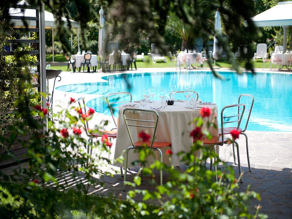 Hotel Ristorante Dragonara San Giovanni Teatino Exterior foto